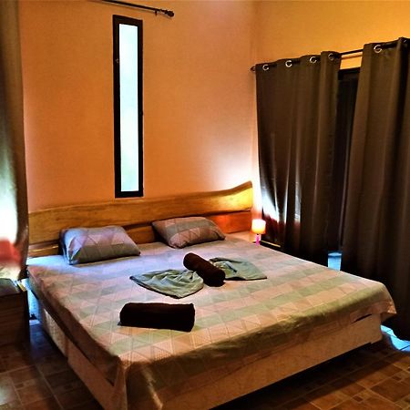 Apartments In Samara Ac Hw 200Mts To The Beach 외부 사진