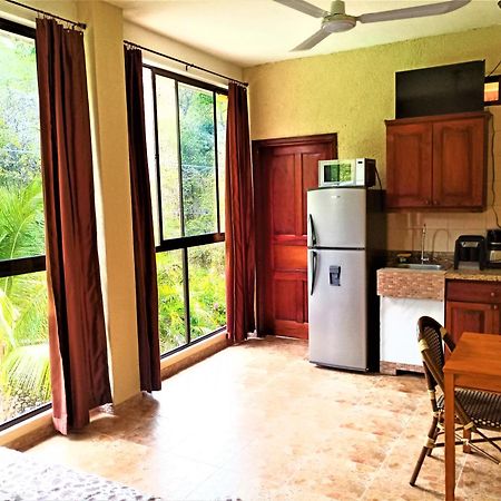 Apartments In Samara Ac Hw 200Mts To The Beach 외부 사진