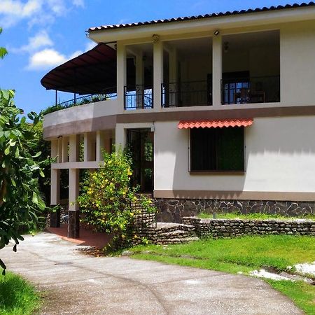 Apartments In Samara Ac Hw 200Mts To The Beach 외부 사진
