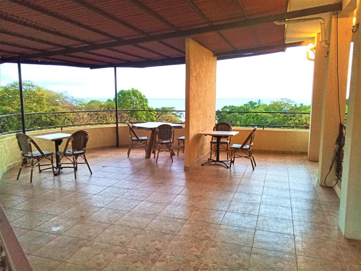 Apartments In Samara Ac Hw 200Mts To The Beach 외부 사진