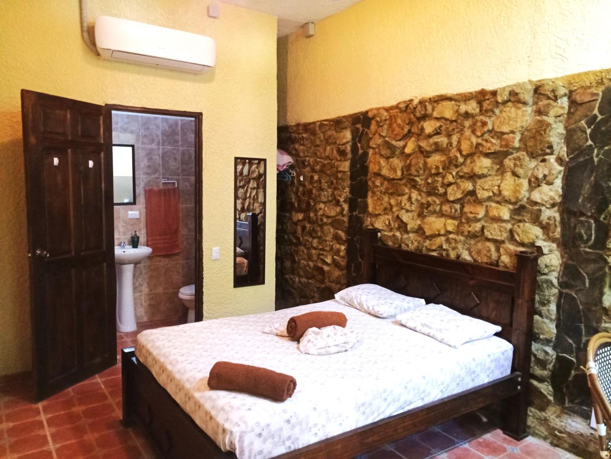 Apartments In Samara Ac Hw 200Mts To The Beach 외부 사진